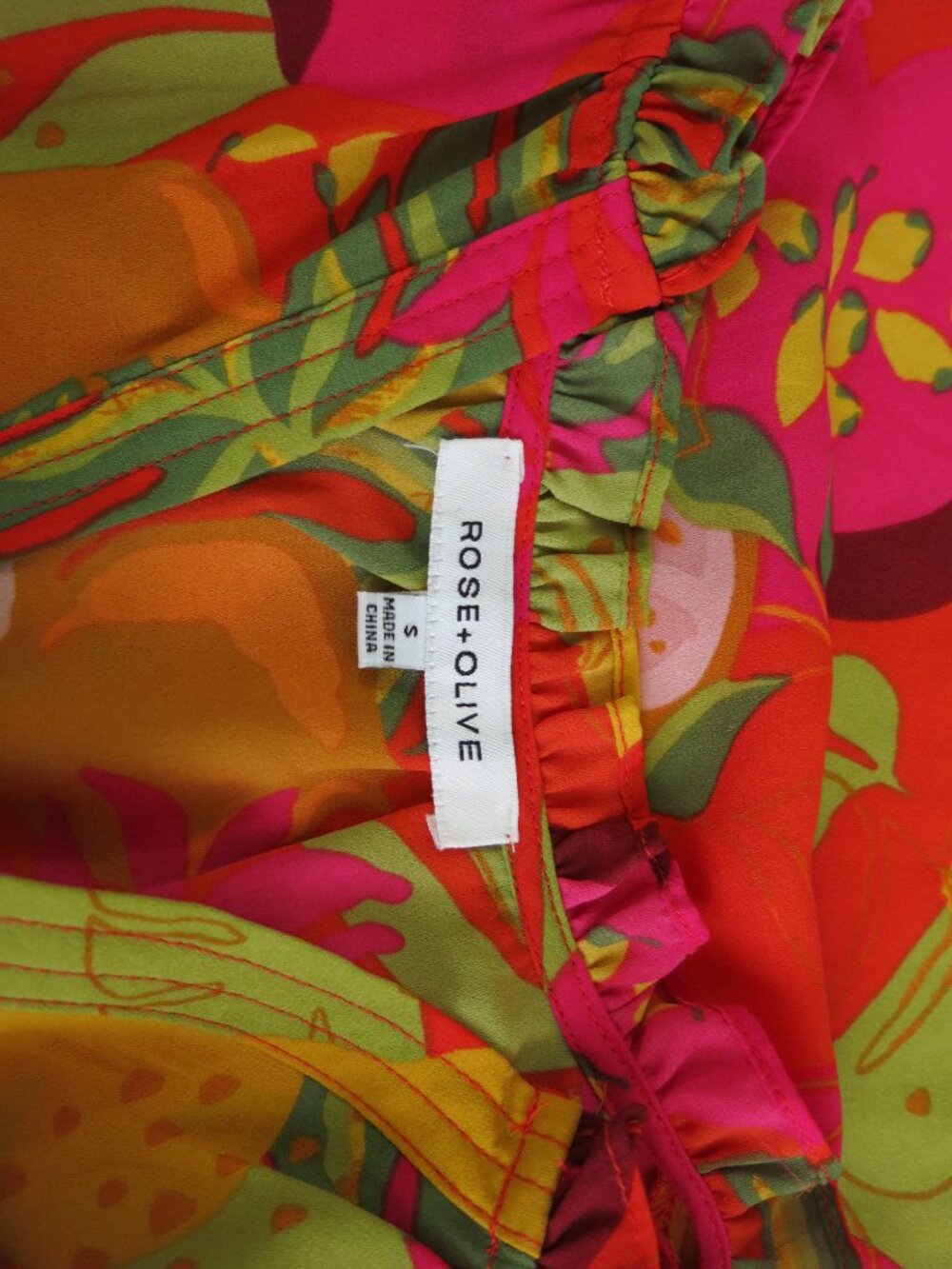 Rose & Olive Vibrant Tropical Botanical Fruits Feminine Short Sleeve Top Size S - Picture 8 of 10